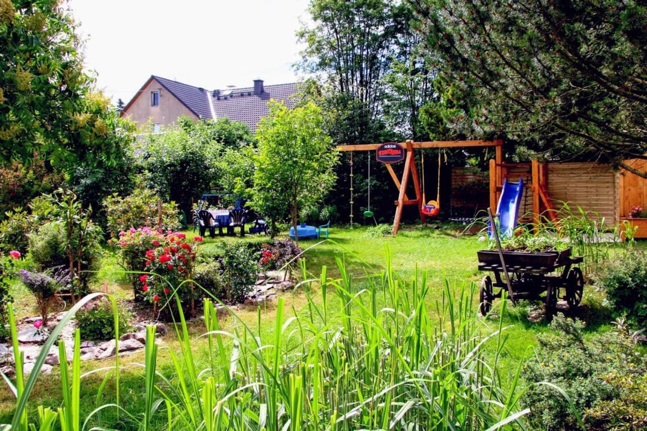 Familien-Ferienwohnung Haustein Konigswalde Exterior photo